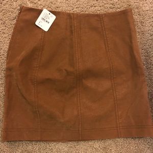 Never worn Free People vegan suede skirt
